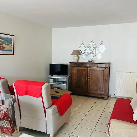 Apartment Confortable Avec Parc, Piscine, Et Parking A - Fr-1-495-9